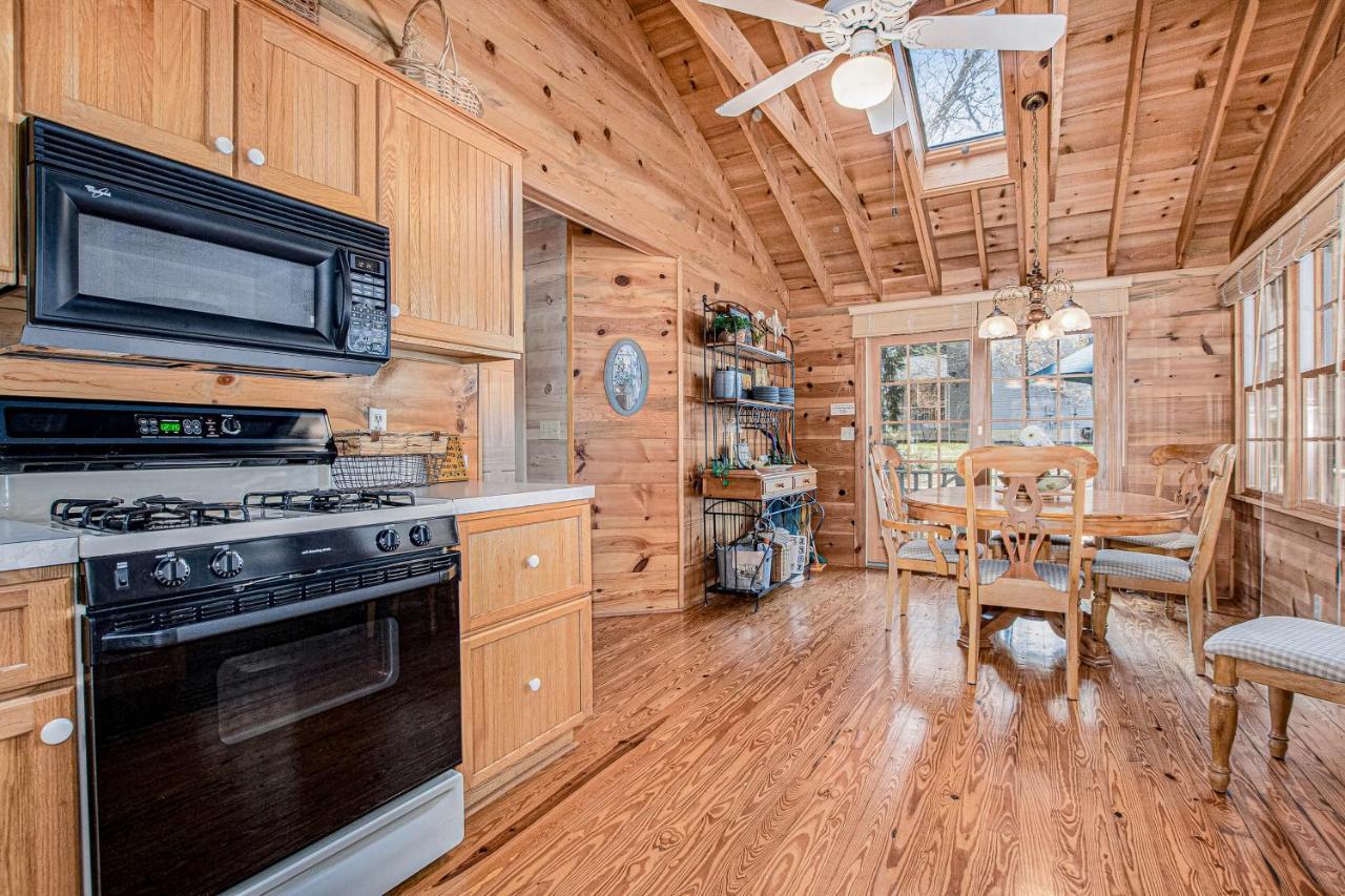 Anna'S Cottage Saugatuck Exterior foto